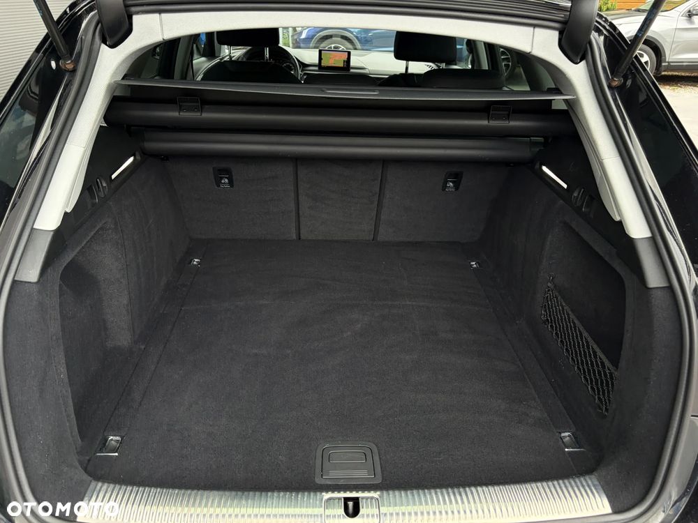 Audi A4 Avant 40 TFSI S tronic design - 35