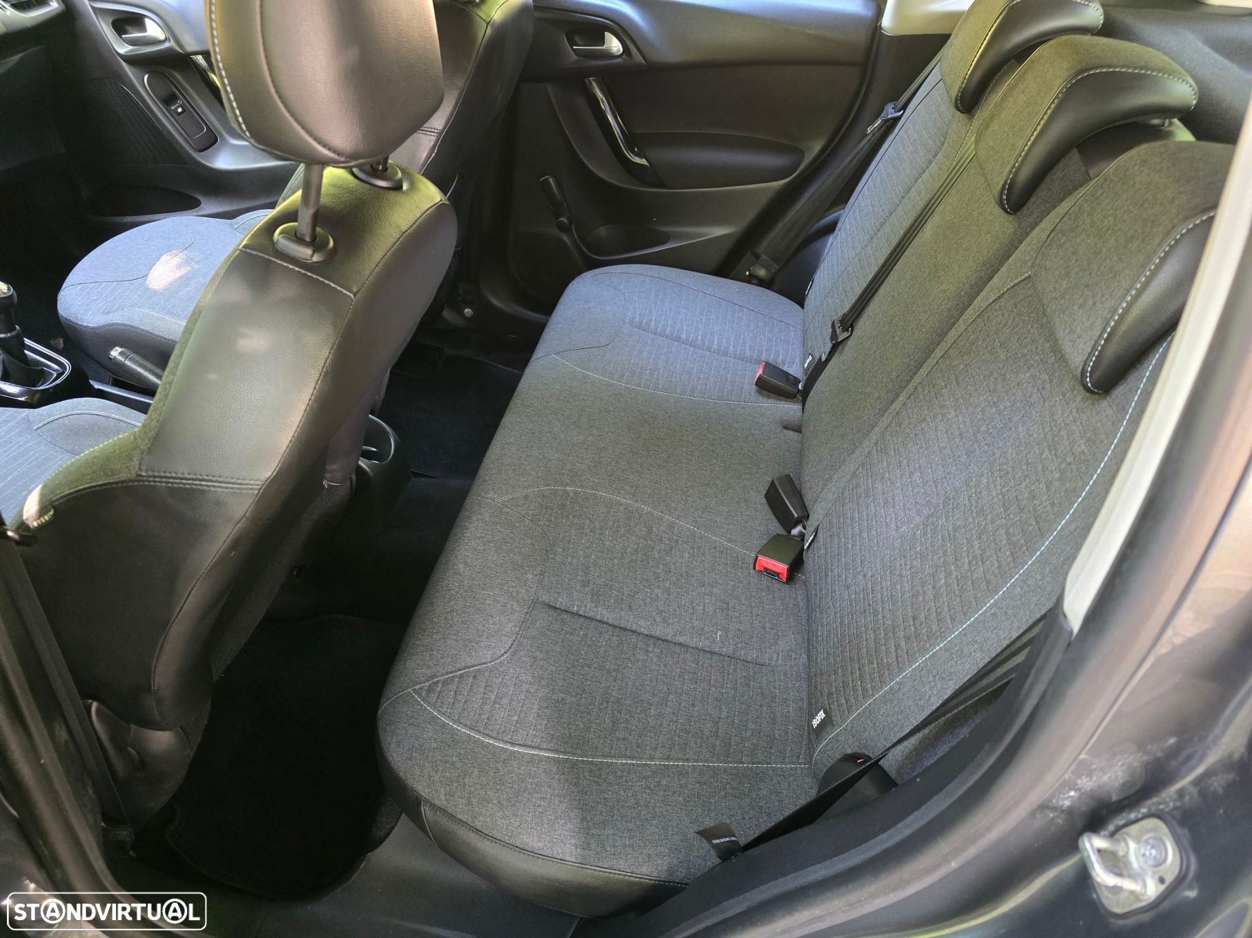Citroën C3 1.2 PureTech Collection - 23