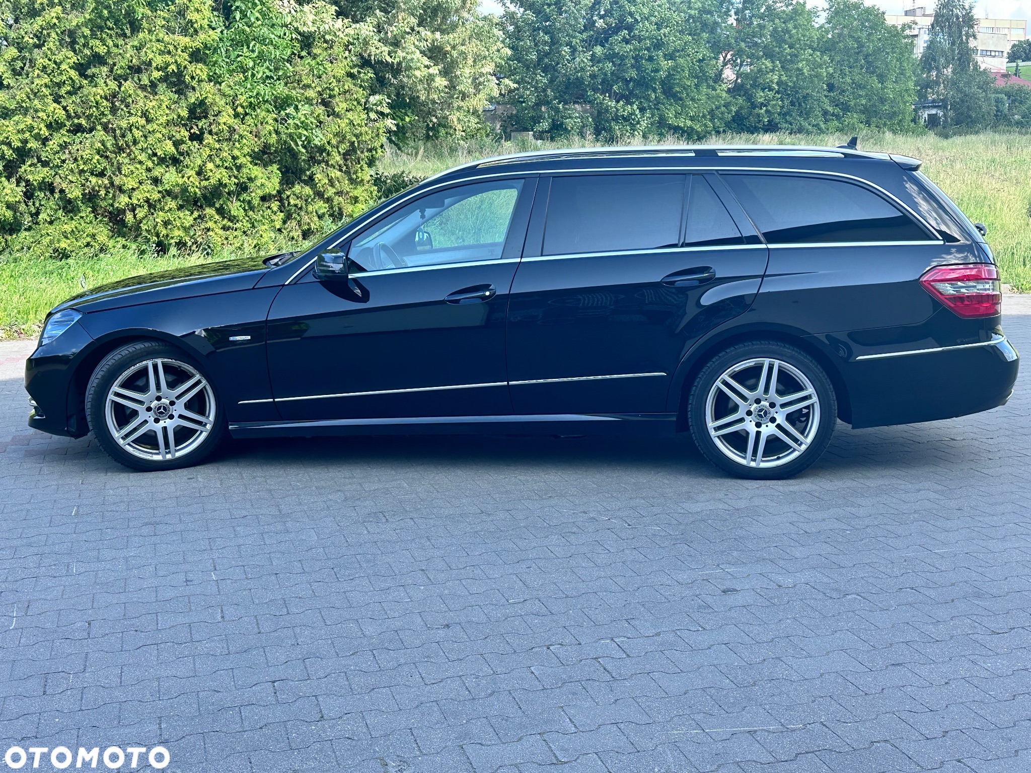 Mercedes-Benz Klasa E 300 CDI BlueEff Avantgarde - 7