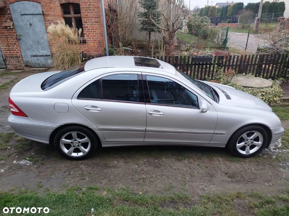 Mercedes-Benz Klasa C 180 Kompressor Automatik Avantgarde - 10