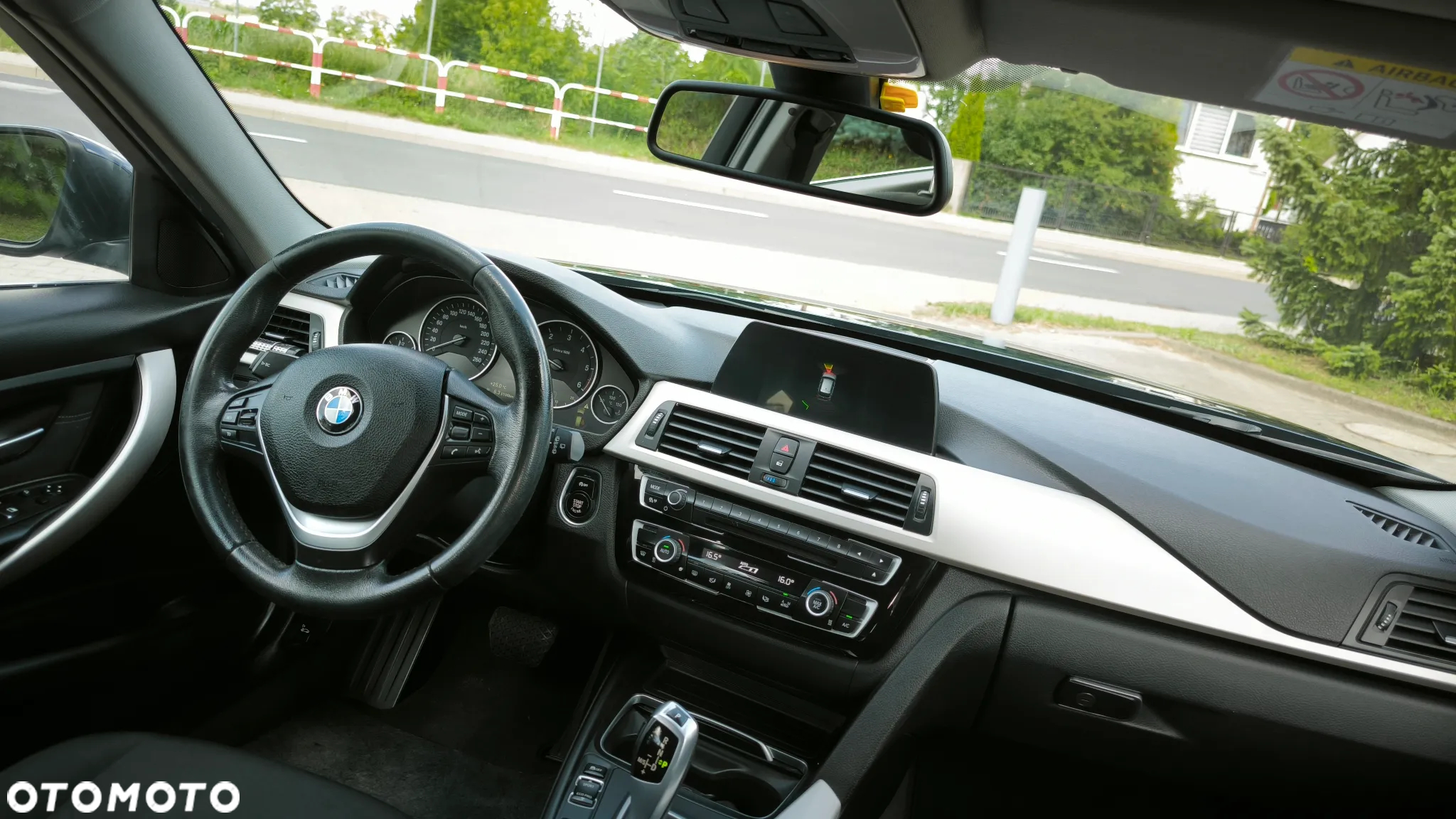 BMW Seria 3 316d Sport Line - 13