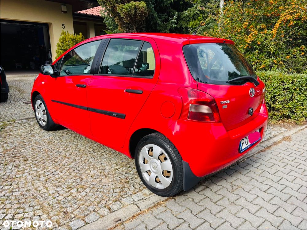Toyota Yaris 1.3 Luna - 5