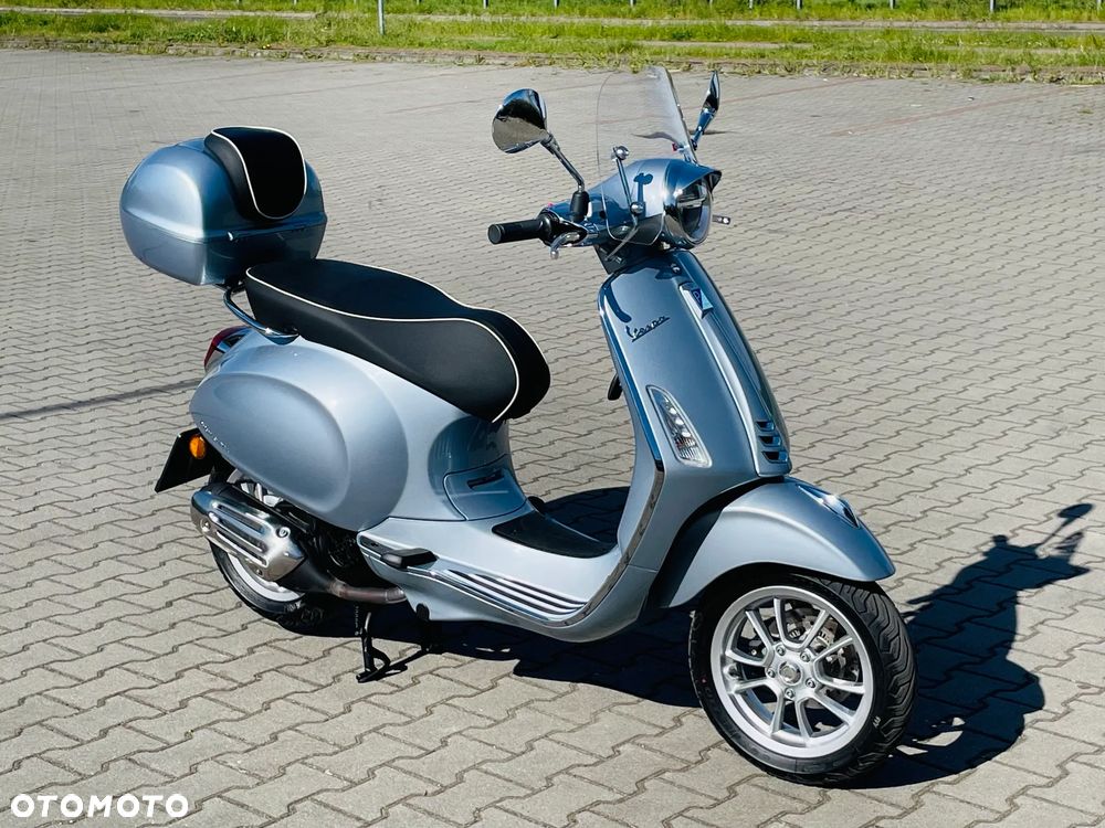 Vespa Primavera - 2
