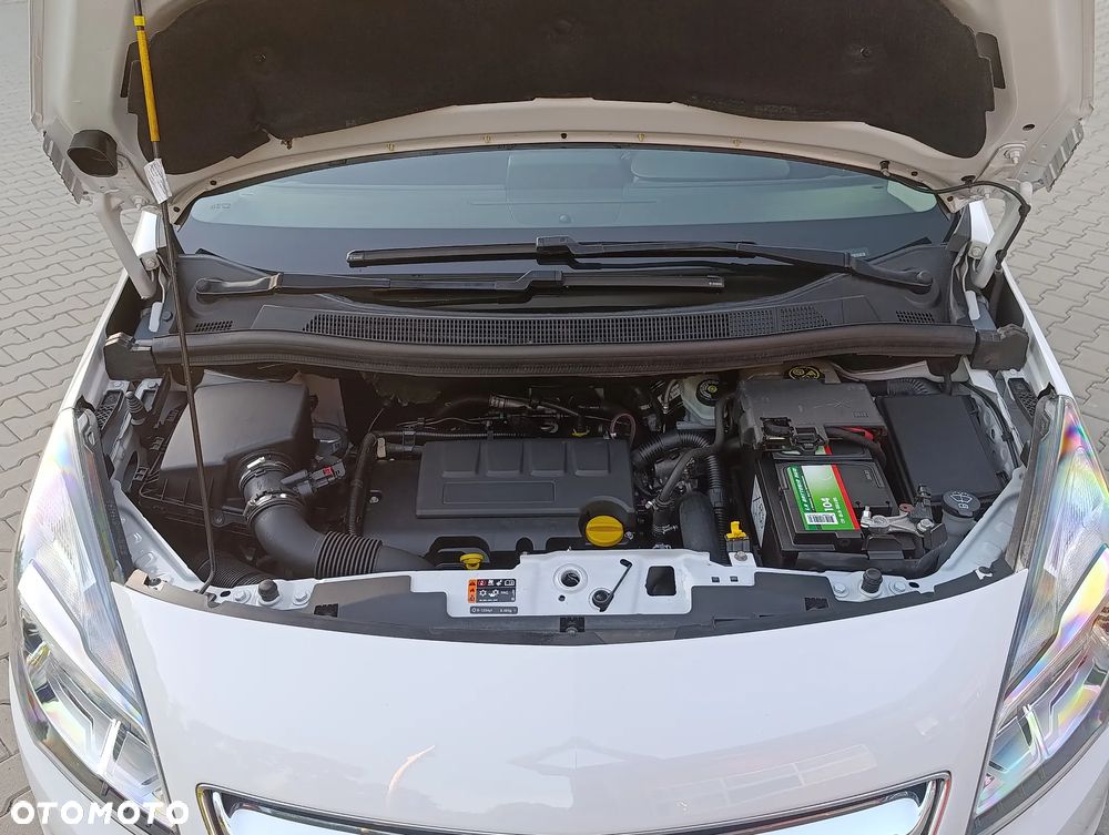 Opel Meriva - 11