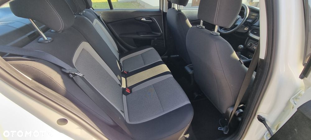 Fiat Tipo 1.4 16V Street - 17