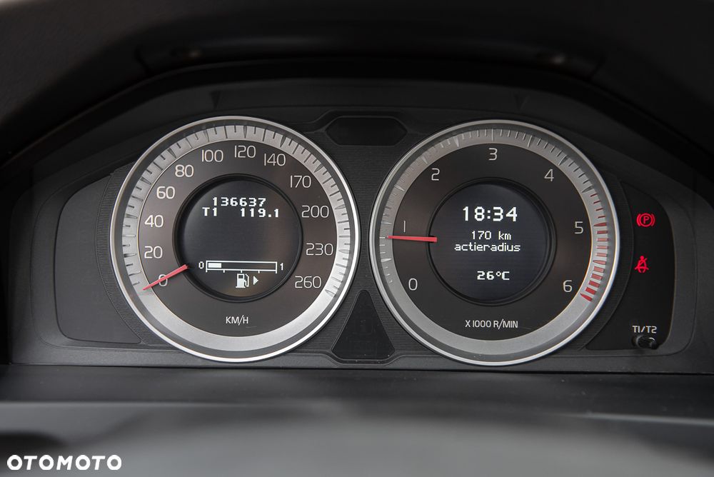 Volvo V60 D3 Summum - 22