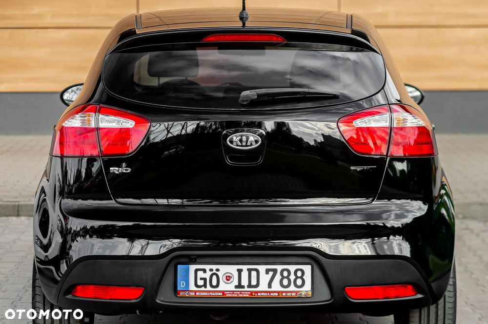 Kia Rio 1.2 Dream Team Edition - 15