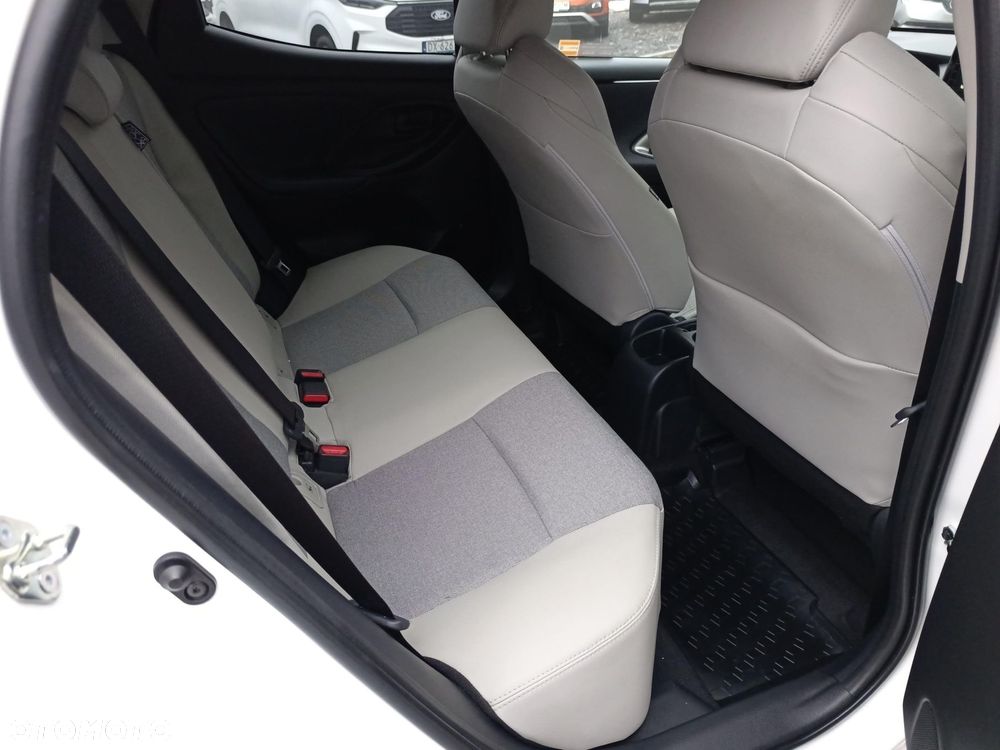 Toyota Yaris 1.5 Executive - 25