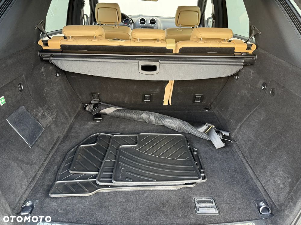 Mercedes-Benz ML 320 CDI 4Matic 7G-TRONIC - 27