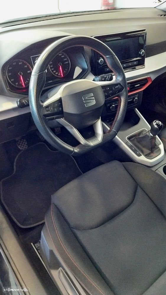 SEAT Arona 1.0 TSI FR - 14