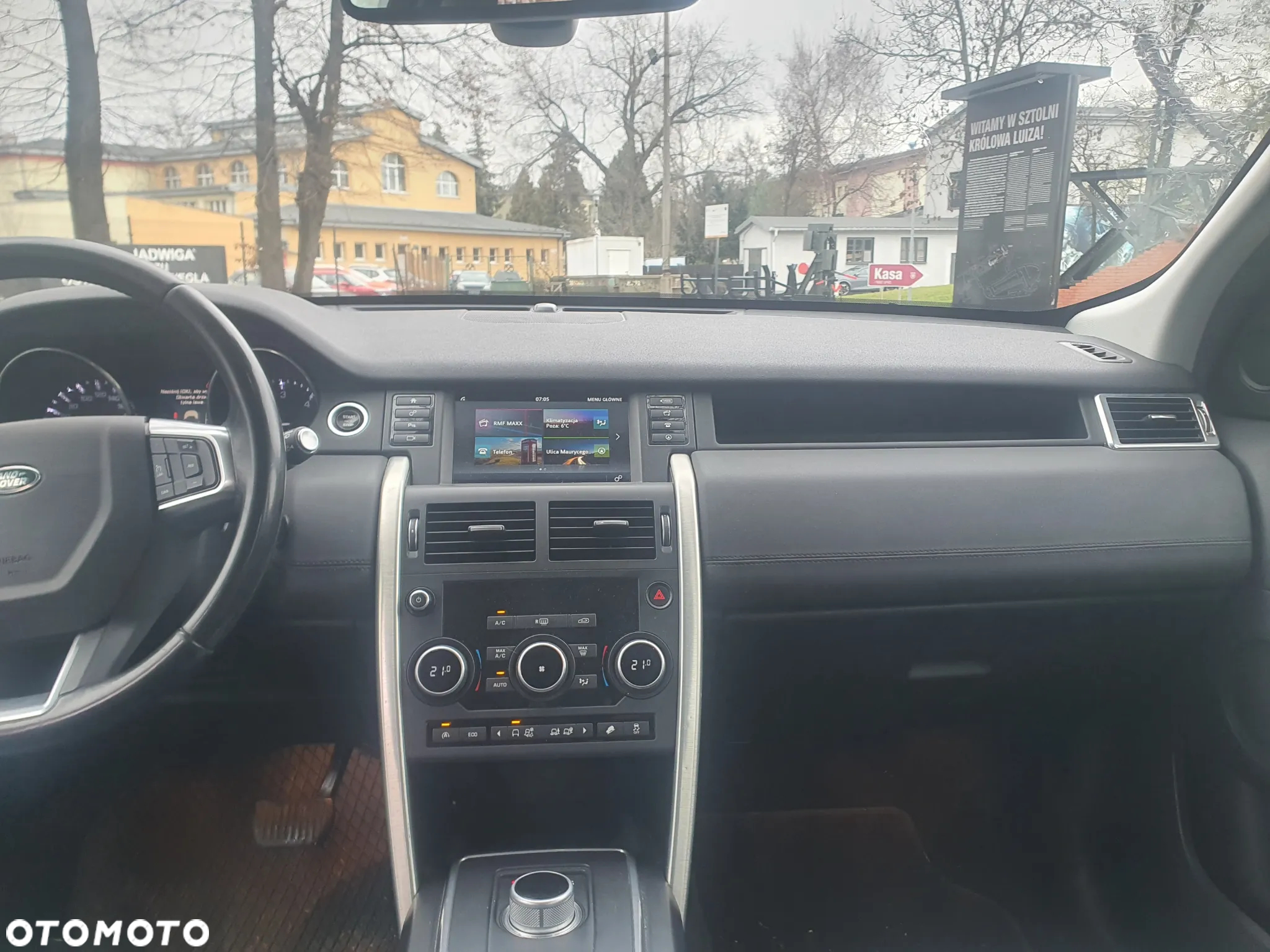 Land Rover Discovery Sport 2.0 TD4 Pure - 13