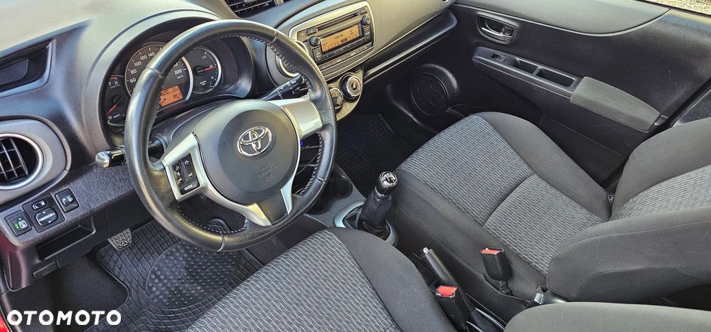 Toyota Yaris - 18