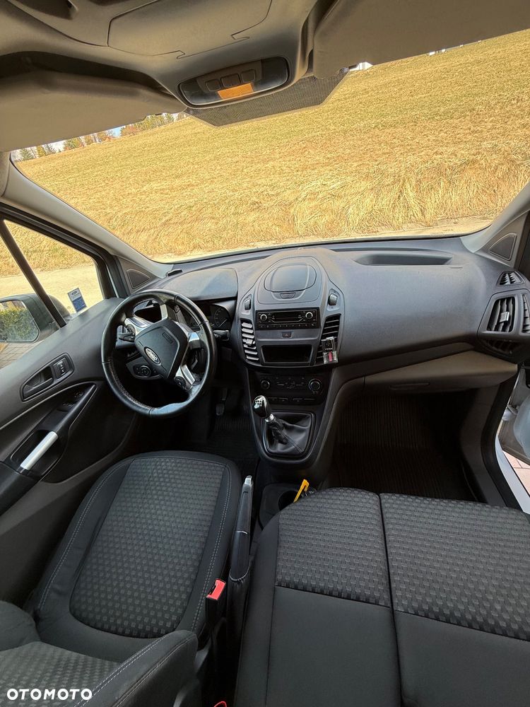 Ford Transit Connect - 9