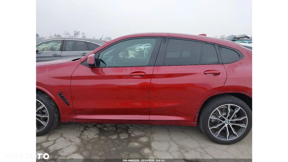 BMW X4 - 4