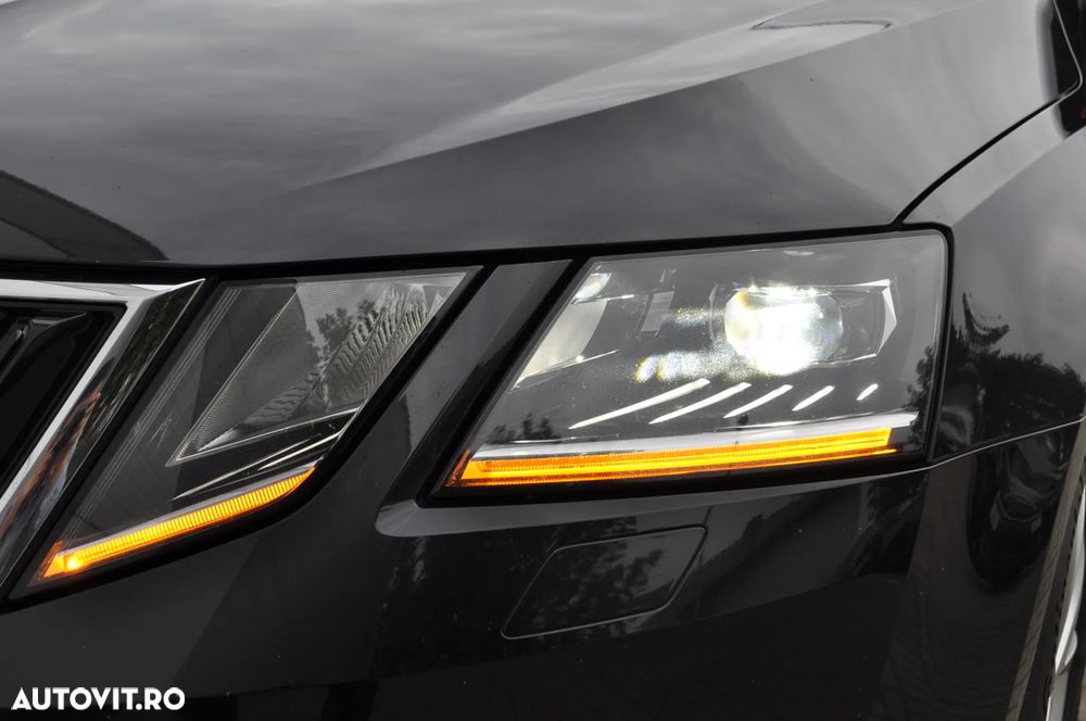 Skoda Octavia 2.0 TDI DSG Style - 12