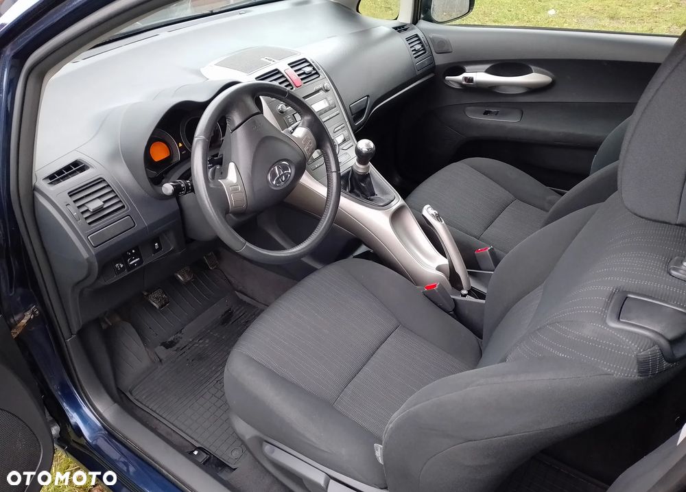 Toyota Auris 1.6 VVT-i Luna - 6