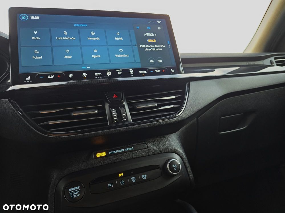 Ford Focus 1.5 EcoBlue Start-Stopp-System ST-LINE - 32