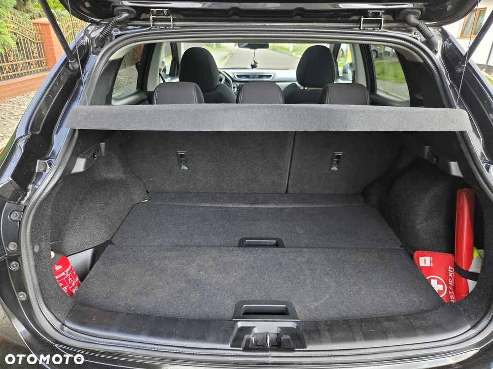 Nissan Qashqai 1.5 dCi N-Tec - 26