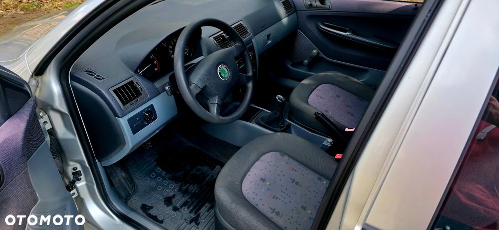 Skoda Fabia 1.2 HTP Fresh - 6