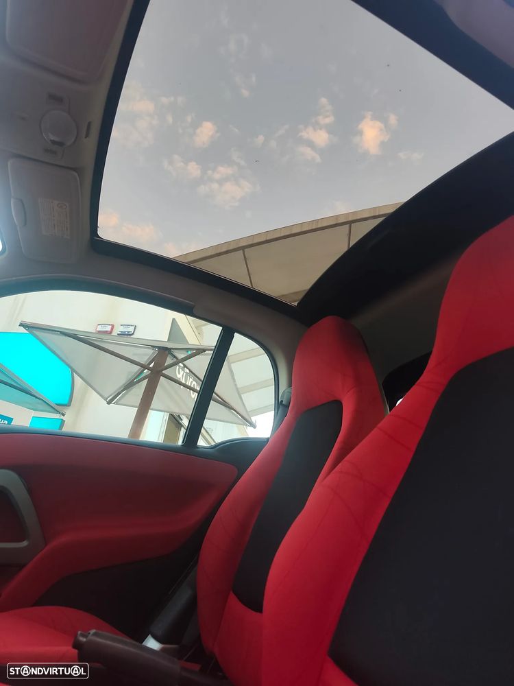 Smart ForTwo Coupé 1.0 mhd Passion 71 Softouch - 2