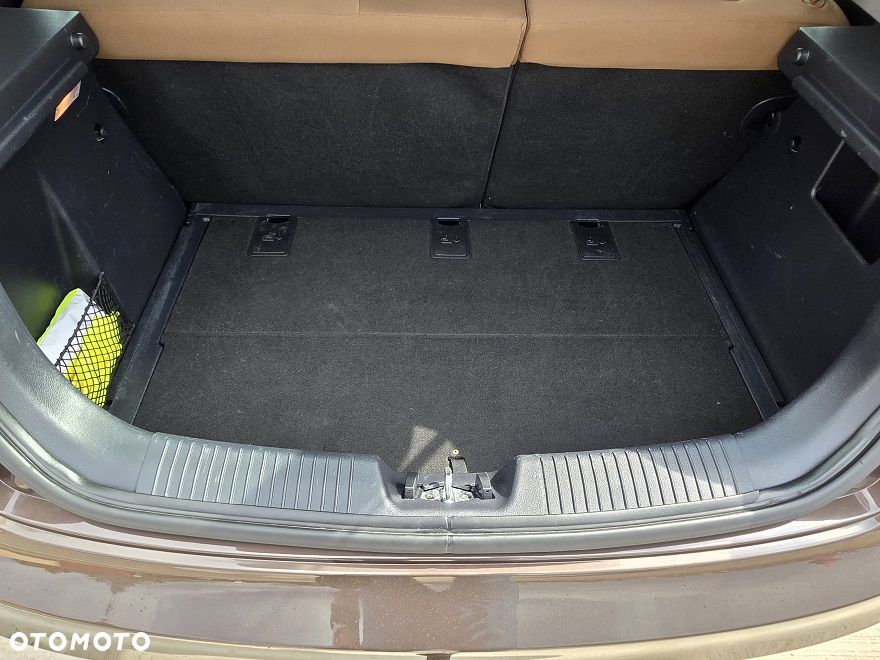 Kia Rio 1.2 Dream Team Edition - 16