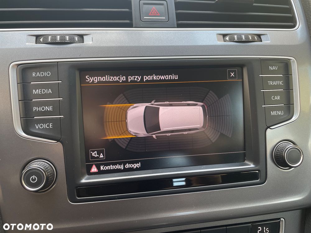 Volkswagen Golf 1.6 TDI BMT Comfortline - 36
