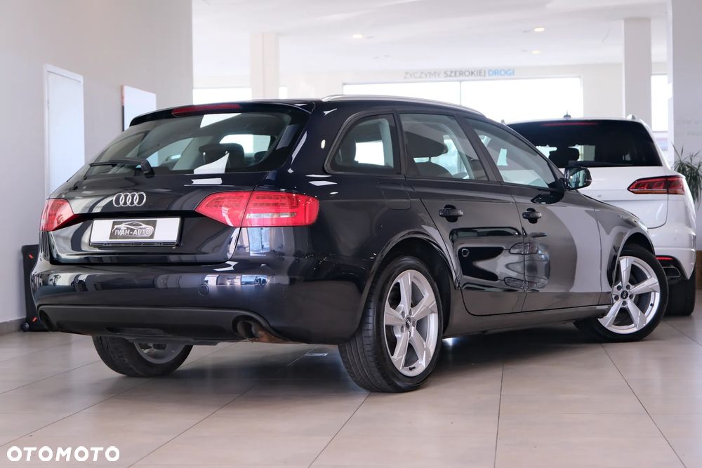 Audi A4 Avant - 9