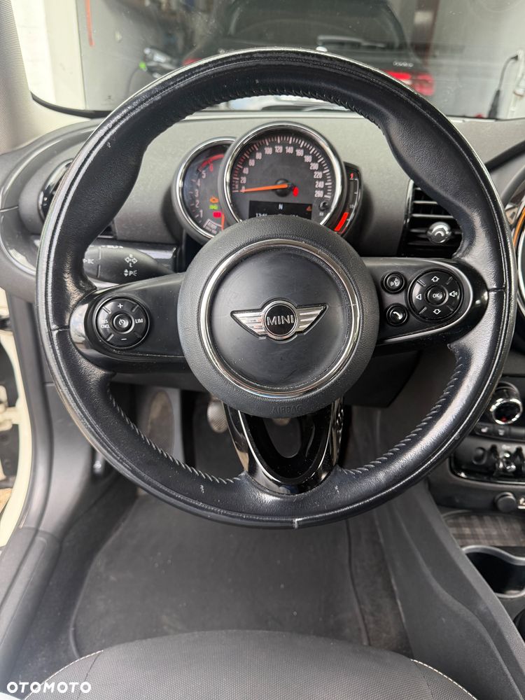 MINI Clubman One D - 14