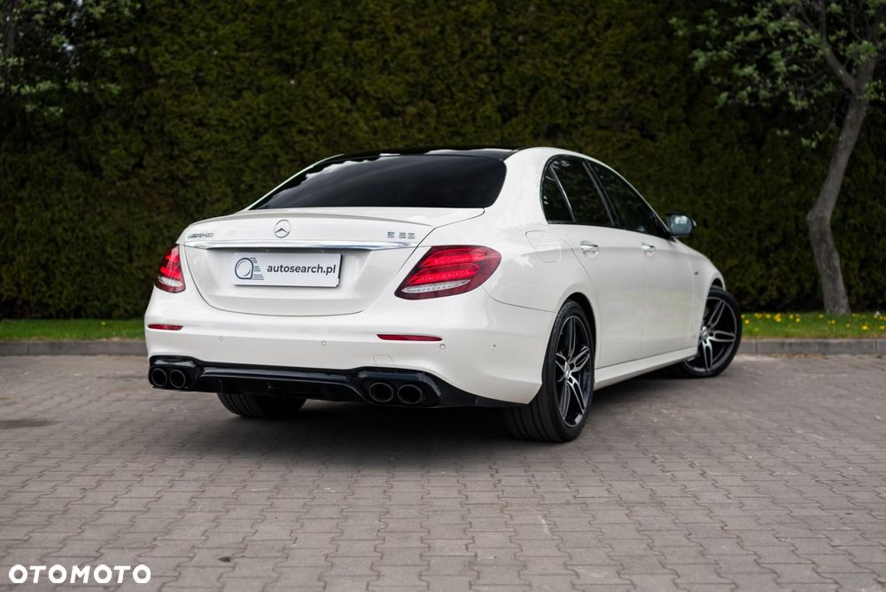 Mercedes-Benz Klasa E - 4