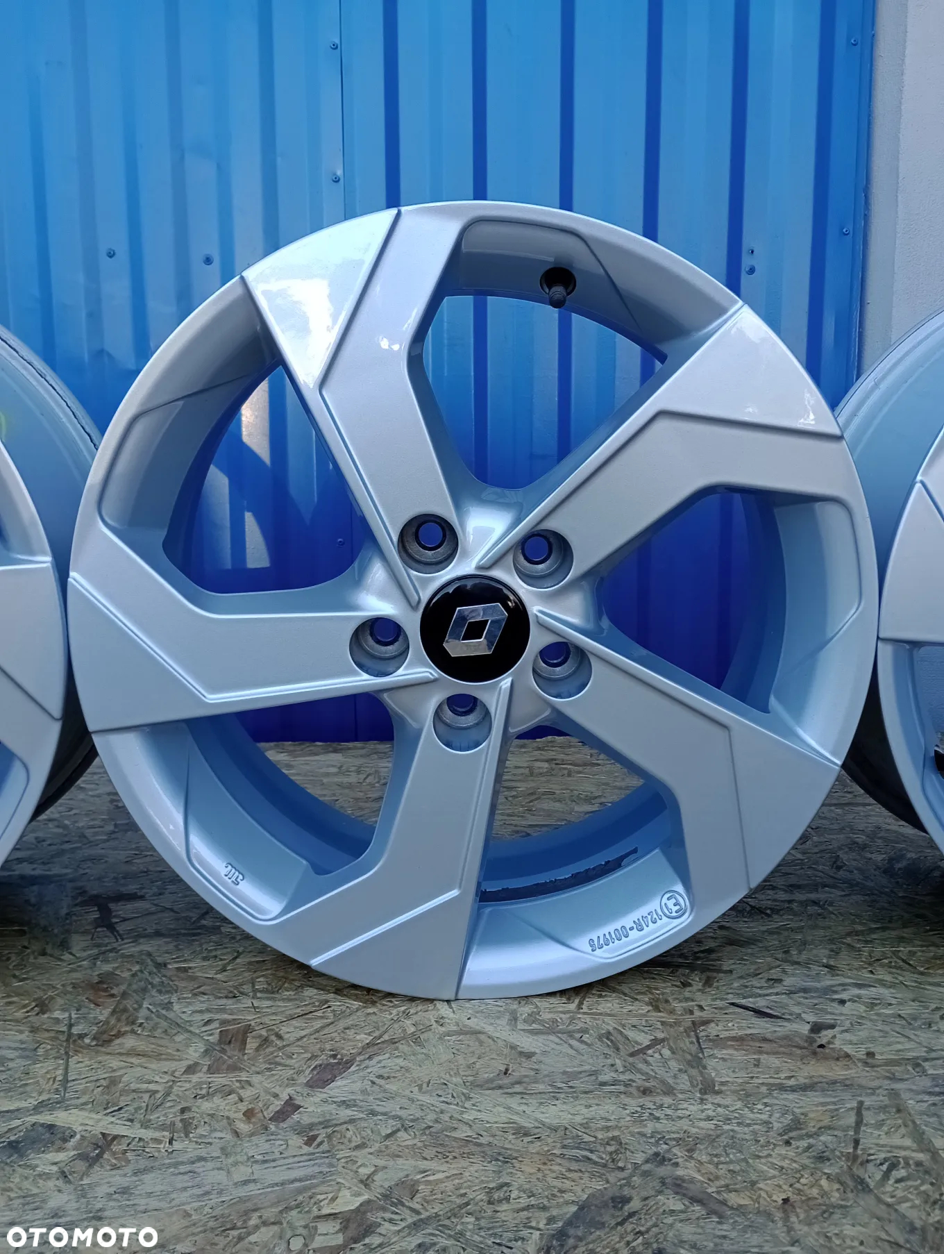 FELGI ALUMINIOWE 5x114 R17 7J ET40 RENAULT AUSTRAL CAPTUR CLIO ESPACE EXPRESS FLUENCE KADJAR KANGOO KOLEOS LAGUNA LATITUDE MEGANE TALISMAN ZOE - 5