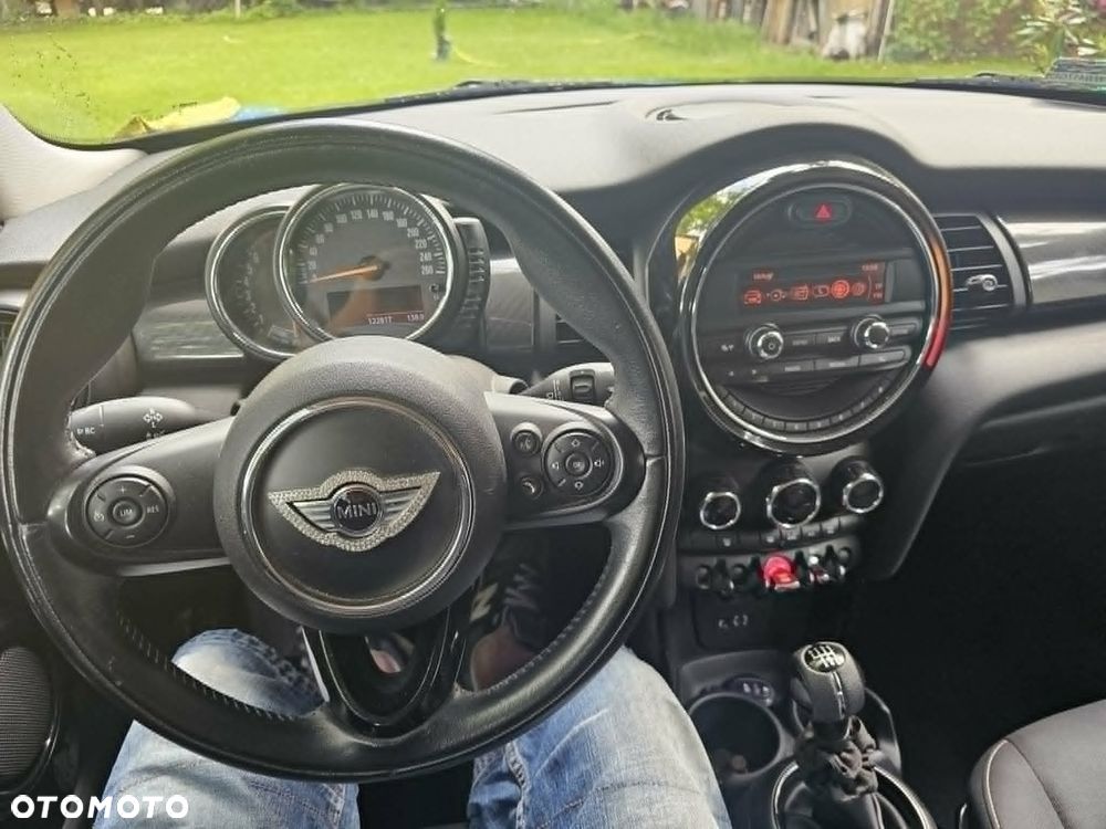 MINI ONE Standard - 9