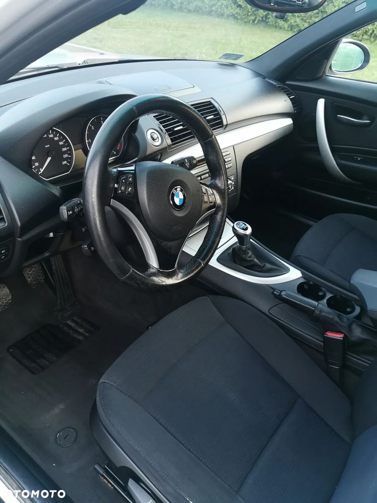 BMW Seria 1 - 13