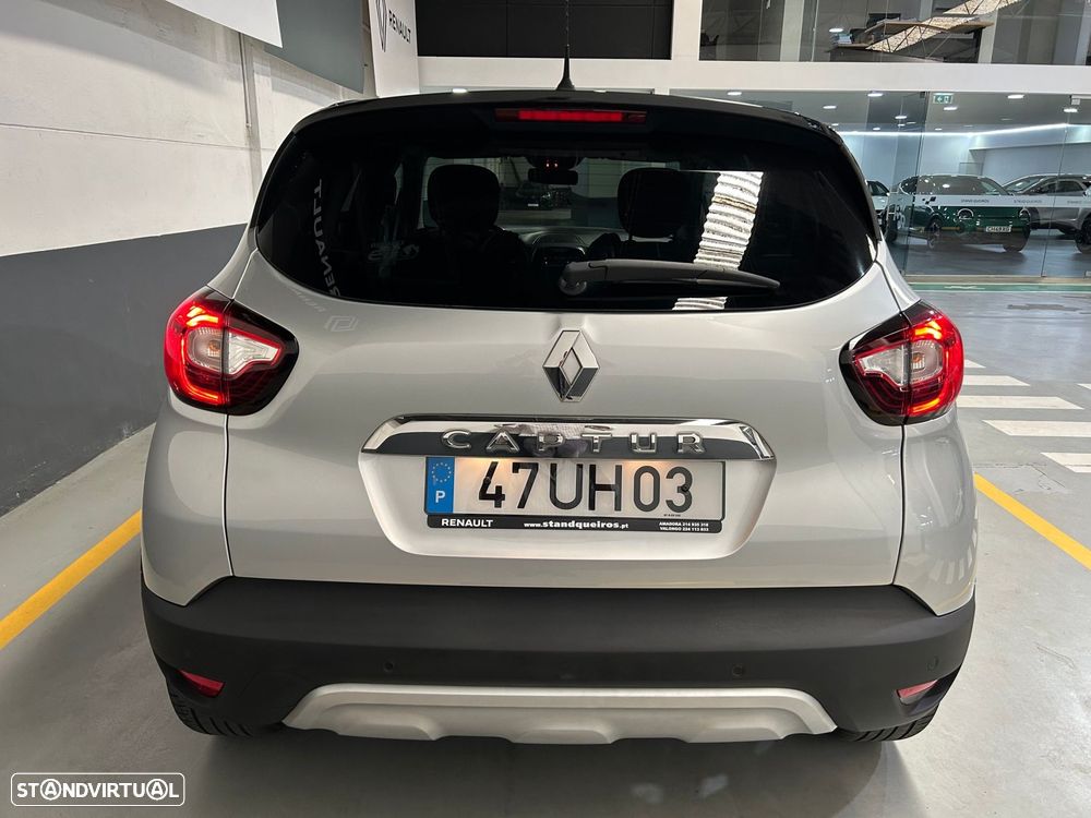 Renault Captur 1.5 dCi Exclusive — fotografia 8