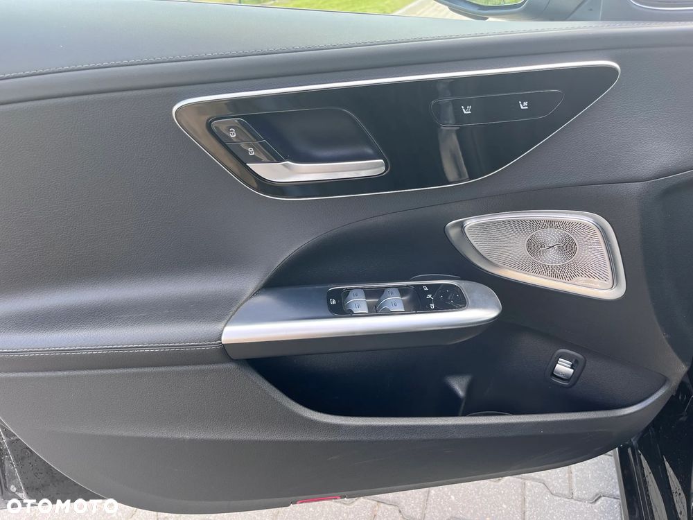 Mercedes-Benz Klasa C 220 d 4Matic 9G-TRONIC Avantgarde - 24