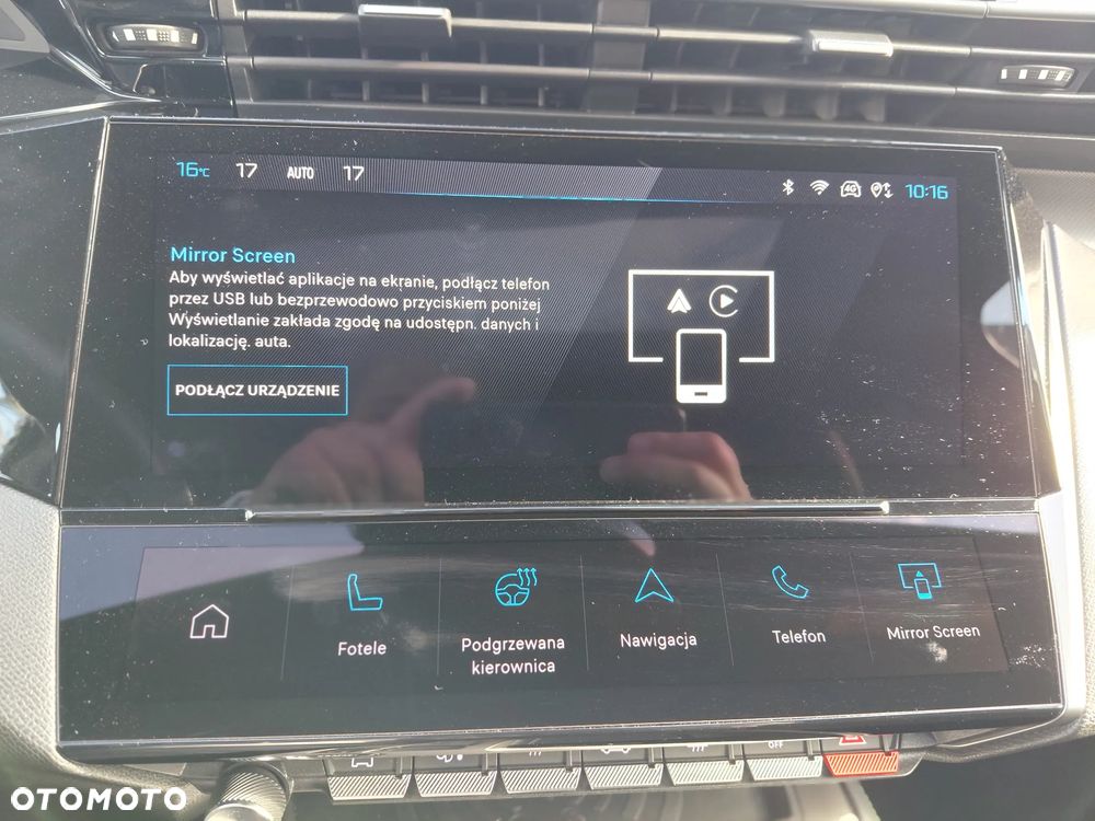 Peugeot 408 1.6 Plug-In Hybrid 180 GT EAT8 - 29