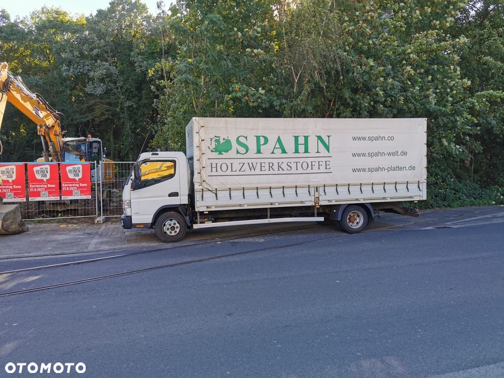 Mitsubishi Fuso Canter - 4