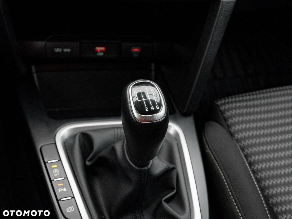 Kia Ceed 1.5 T-GDI M - 17