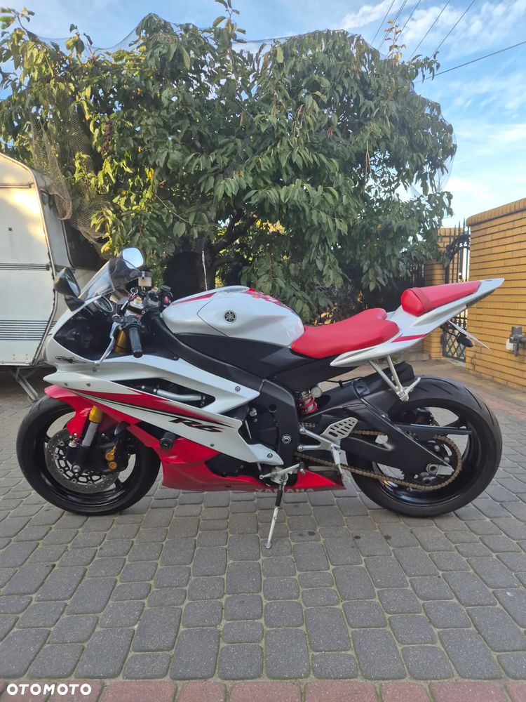 Yamaha R6 - 5