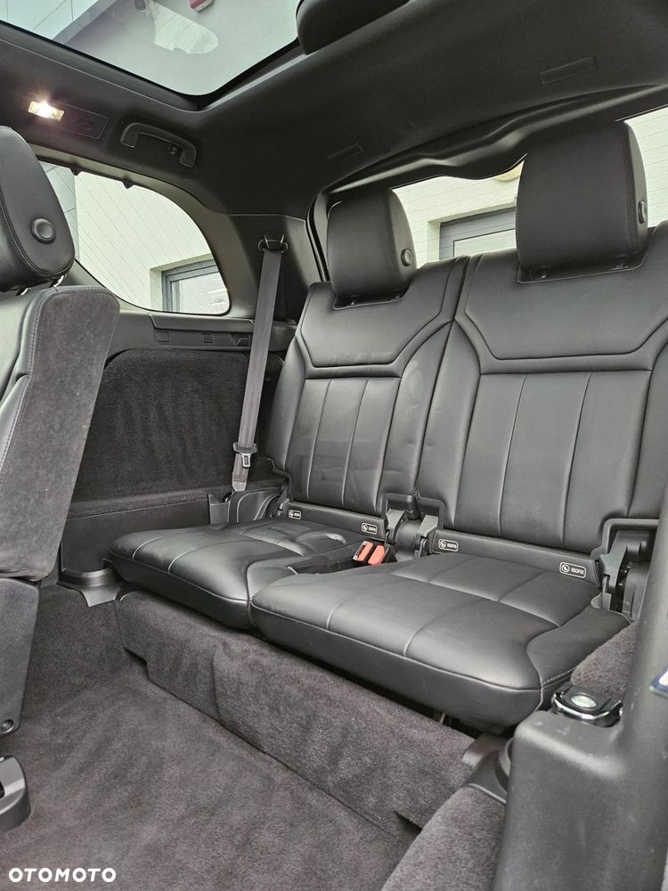 Land Rover Discovery 3.0 V6 Supercharged SE - 19