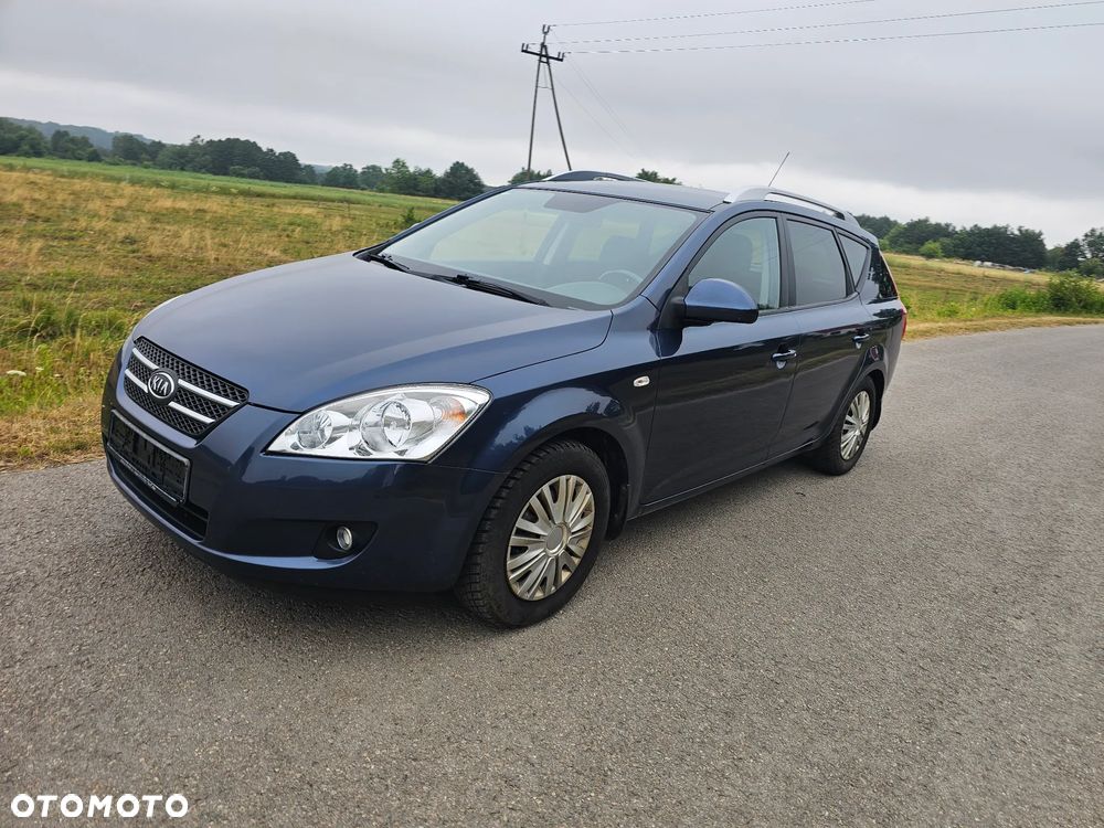 Kia Ceed - 5