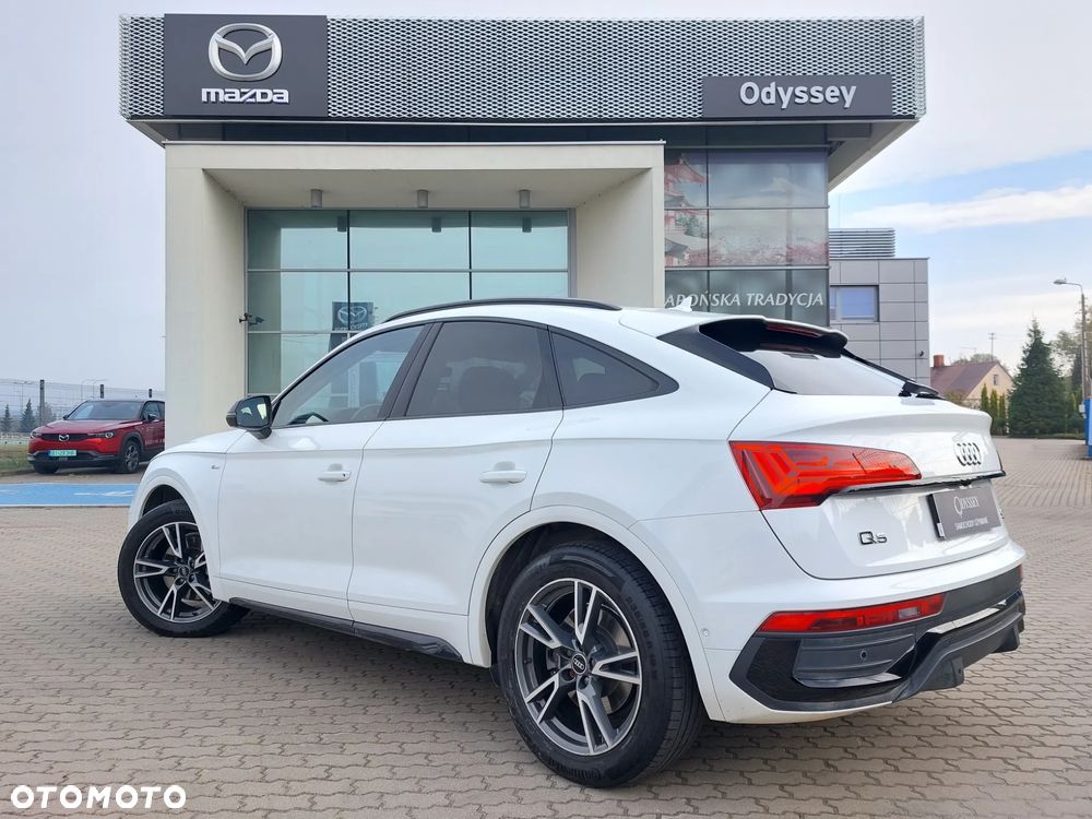 Audi Q5 Sportback - 4