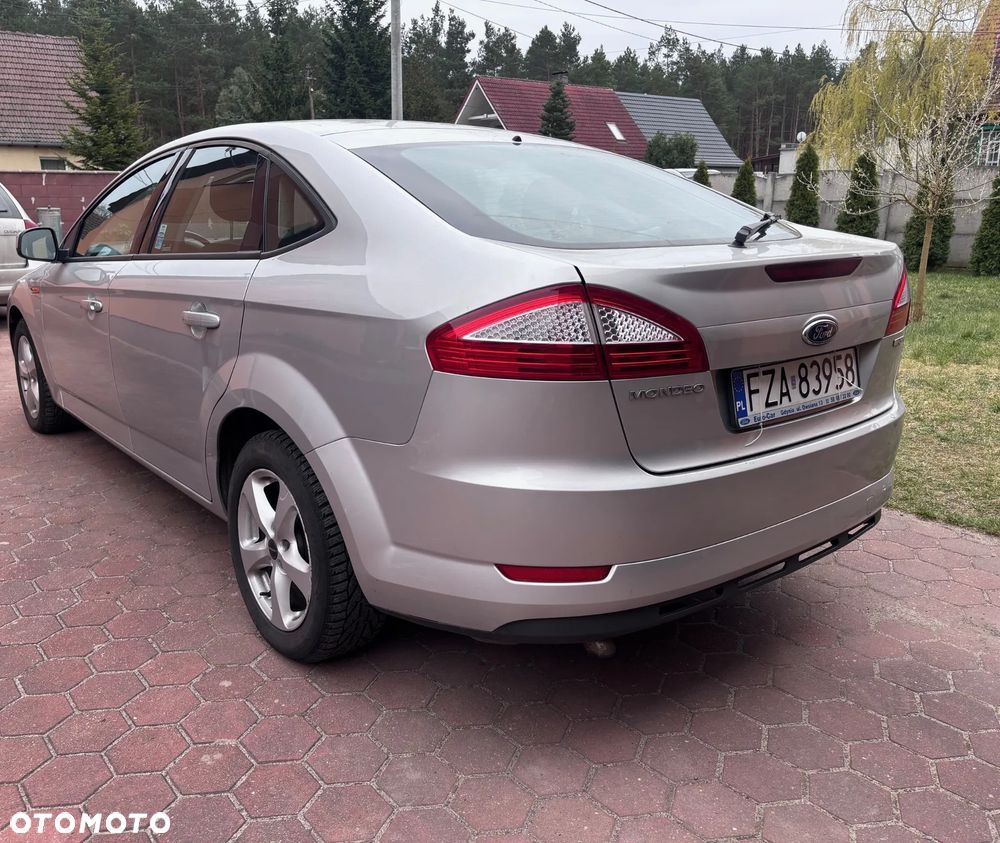 Ford Mondeo 2.0 TDCi Titanium - 9
