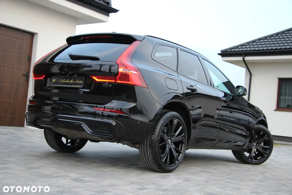 Volvo XC 60 B5 B AWD Plus Black Edition - 15