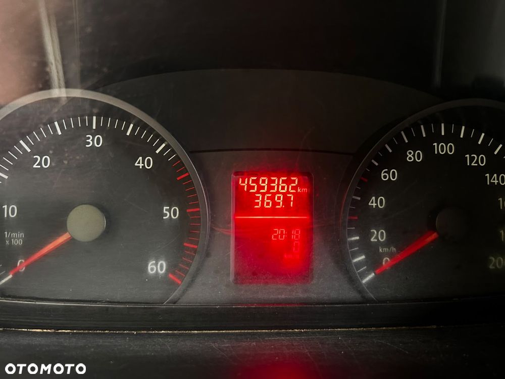 Volkswagen Crafter - 12