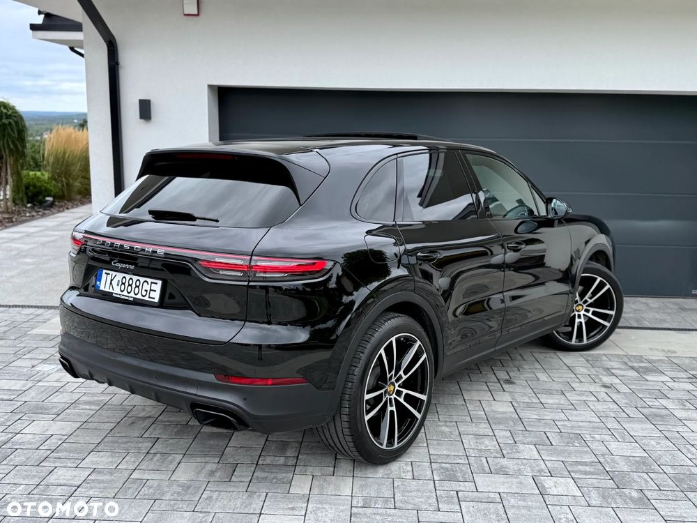 Porsche Cayenne - 14
