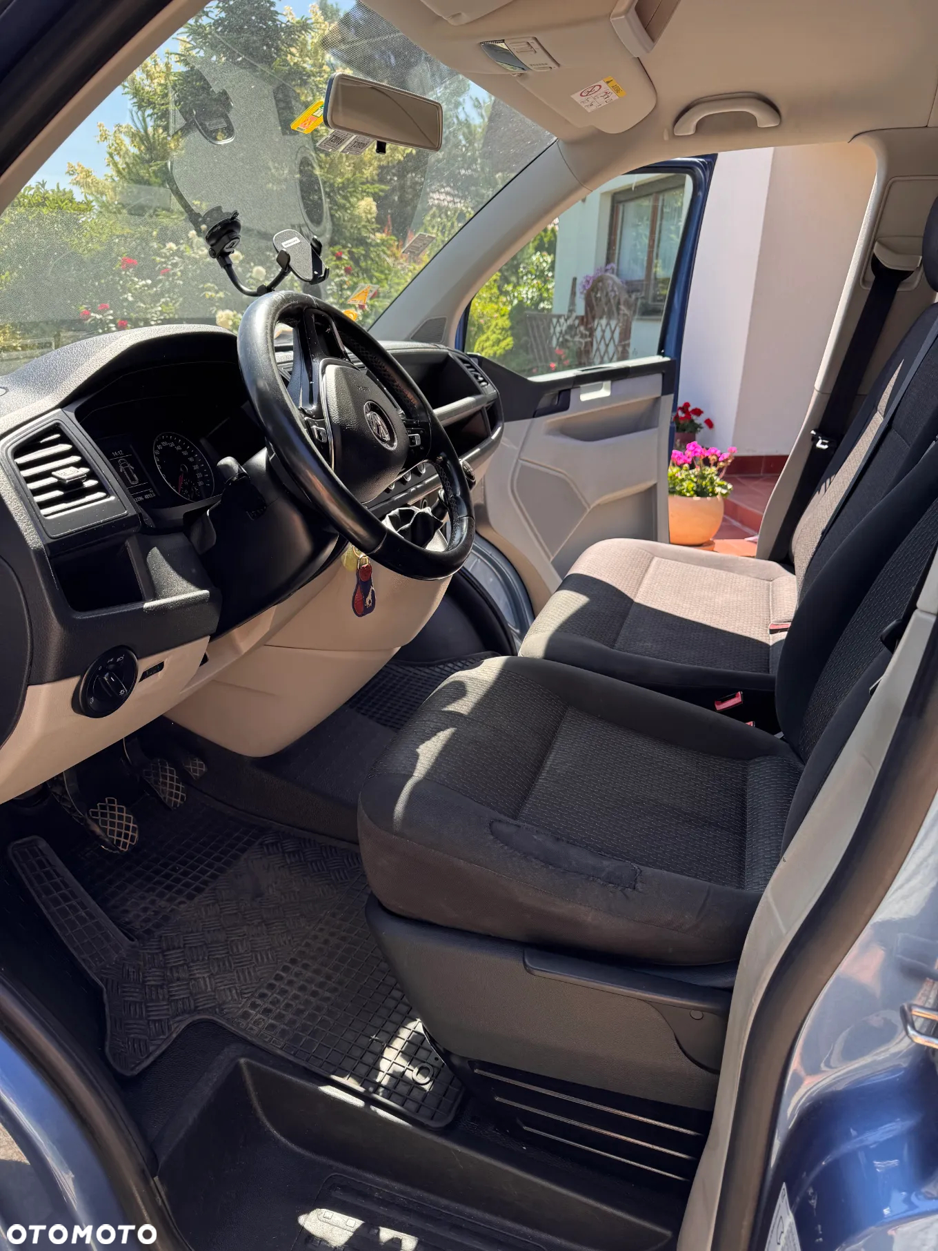 Volkswagen Caravelle 2.0 TDI L2 Comfortline - 16