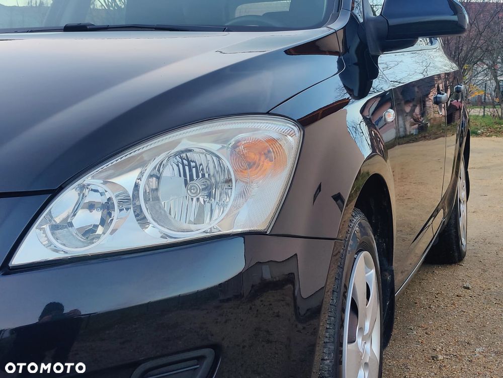 Kia Ceed 1.4 CVVT Attract - 2