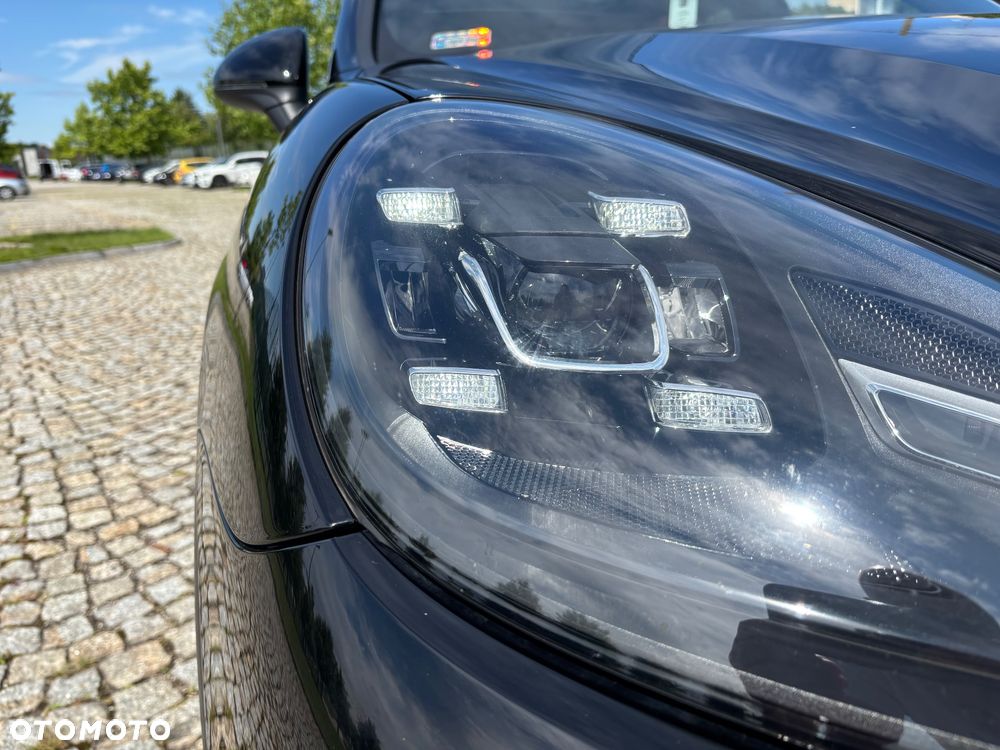 Porsche Cayenne Diesel Platinum Edition - 9