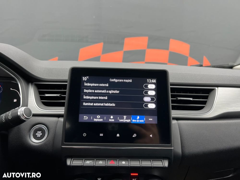 Renault Captur TCe 140 EDC GPF INTENS - 28