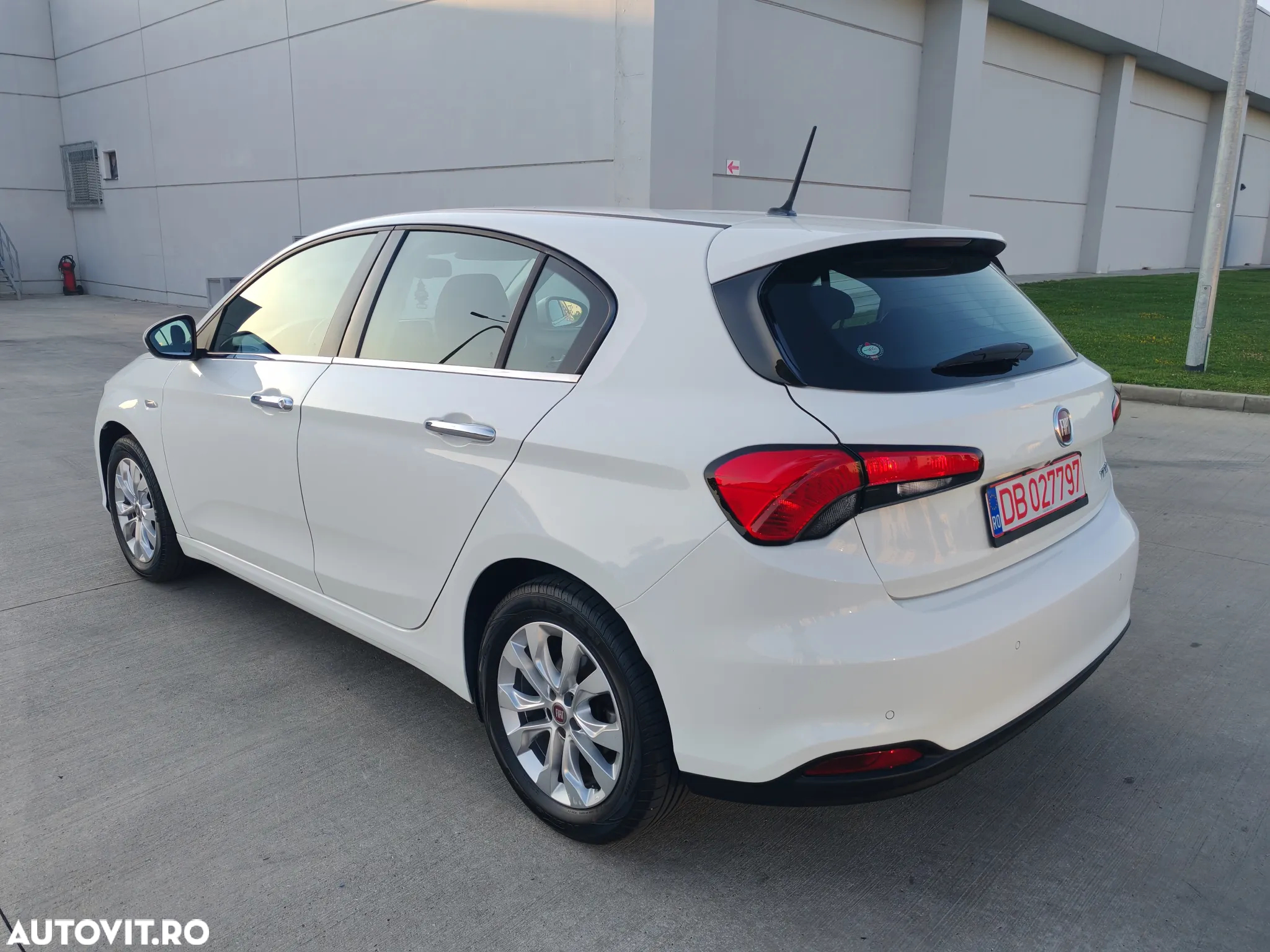 Fiat Tipo 1.3 Mjet Lounge - 4